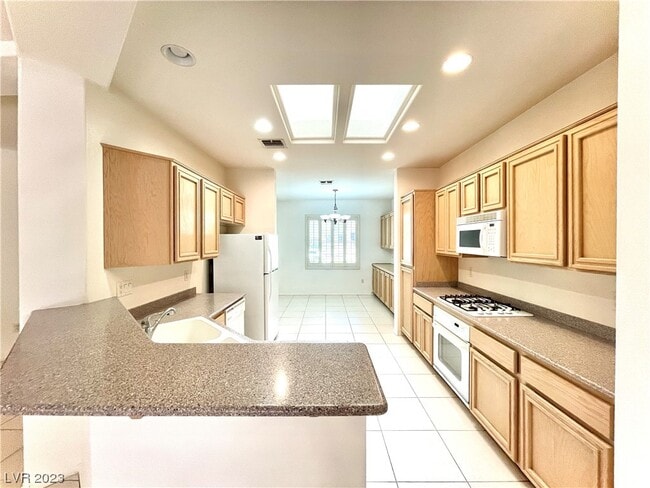 Building Photo - 2741 Hartwick Pines Dr