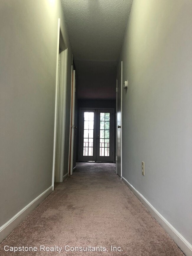 Building Photo - 325 Mar-Don Hills Ct