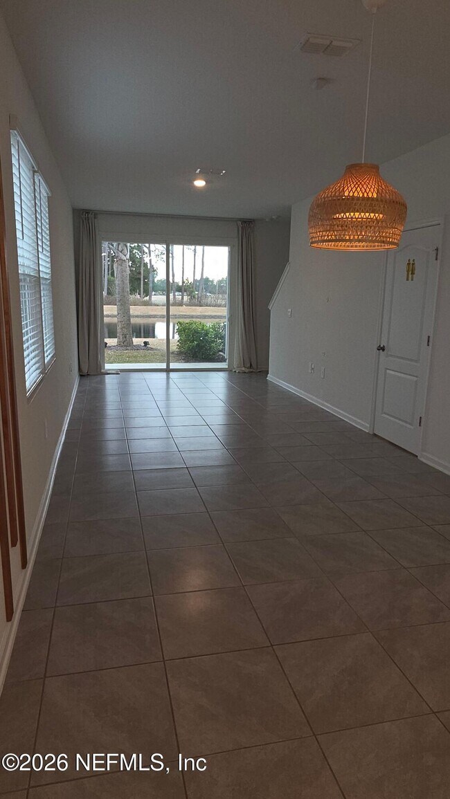 Building Photo - 56 Sage Br St