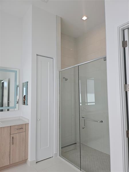 Building Photo - 9421 Tulip Leaf Ct