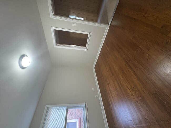 Building Photo - 4934 Mulford St
