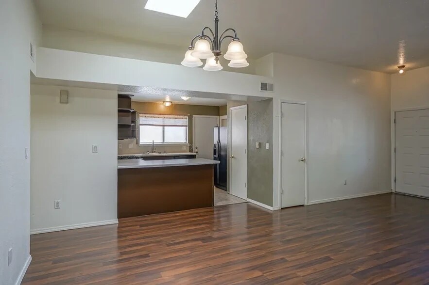 Dining room - 6909 Cleghorn Rd NW