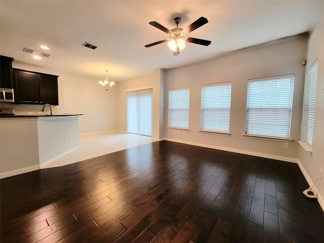 Building Photo - 4817 Bridgewater St