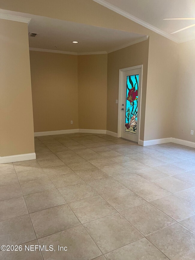 Building Photo - 150 Veracruz Dr