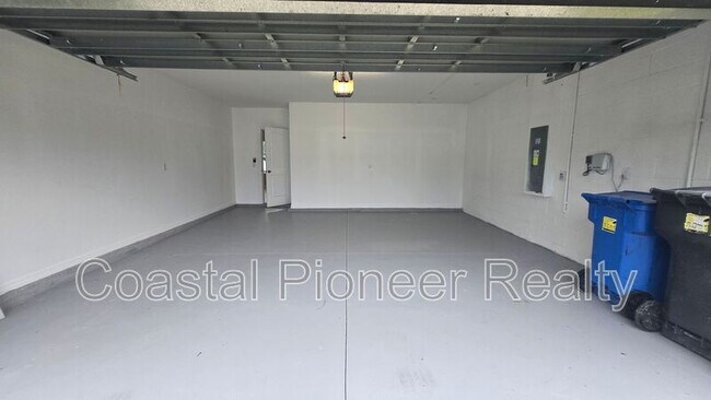 Building Photo - 10335 Blue Plume Ct