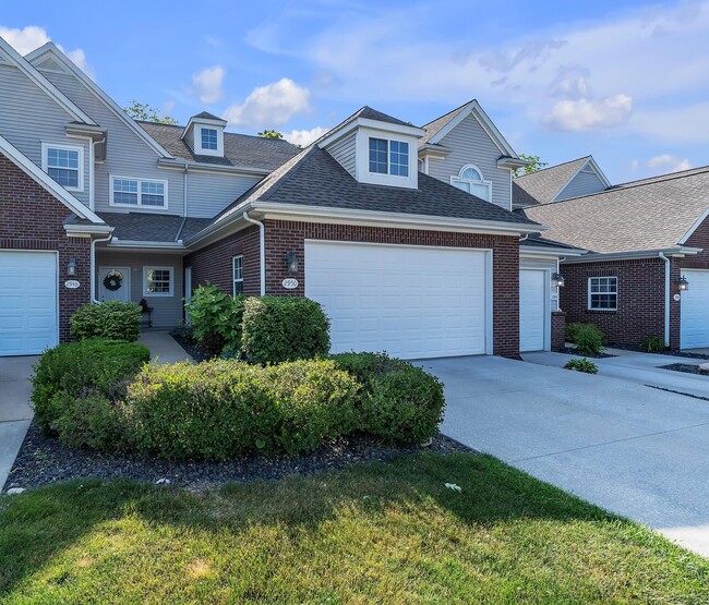 Primary Photo - 2950 Hunley Dr