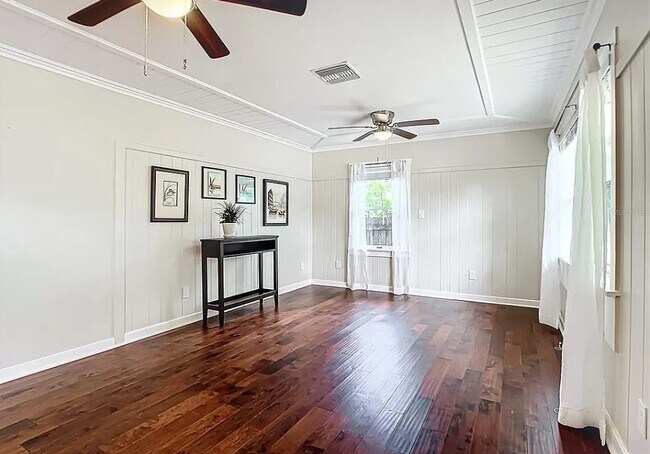 Building Photo - 3109 Johns Pky