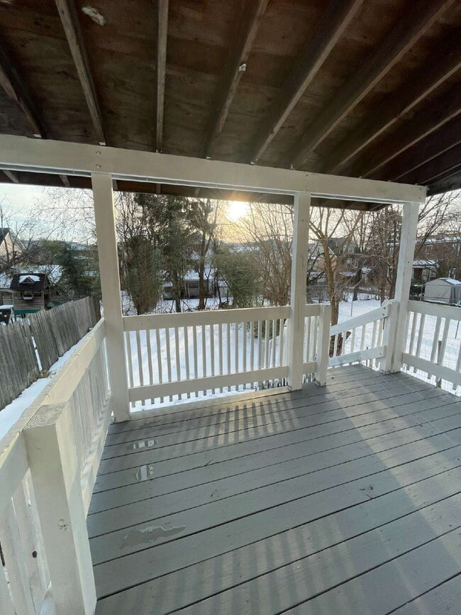 Building Photo - 618 Penn Ave