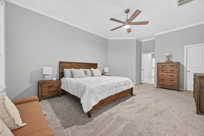 Building Photo - 27 E Shale Creek Cir