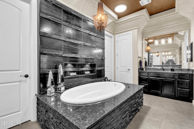 Building Photo - 14812 Long Shadow Ave