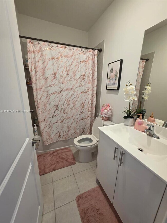 Building Photo - 23337 SW 128th Ave