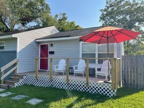 Building Photo - Great Short Term Furnished Rental Opportunity!
