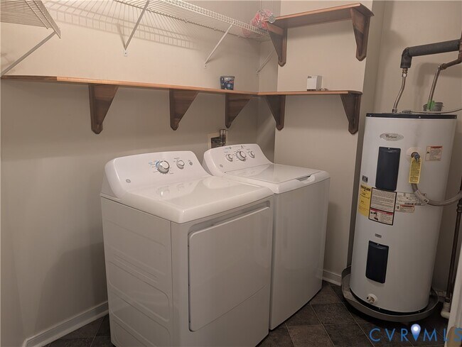 Building Photo - 301 Beacon Ridge Dr