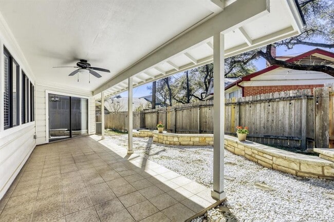 Building Photo - 8126 Ceberry Dr