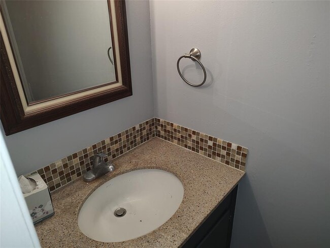 Building Photo - 3305 Dunliegh Dr