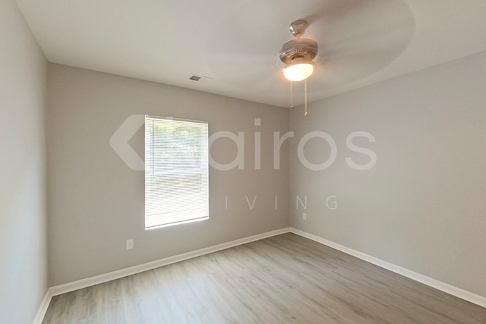 Building Photo - 302 Cedar Ridge