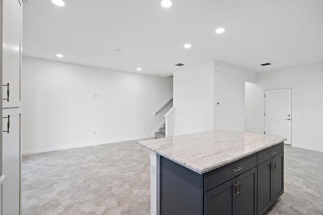 Building Photo - 16377 Biltmore Lndg