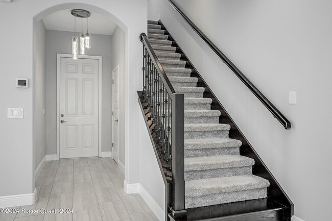 Building Photo - 2713 Rodina Dr