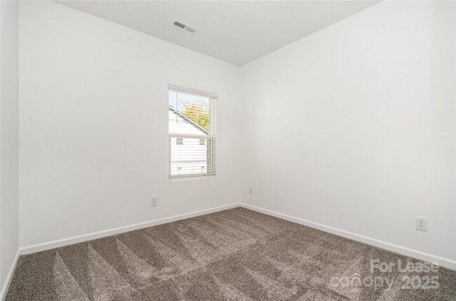 Building Photo - 1617 Blanche St
