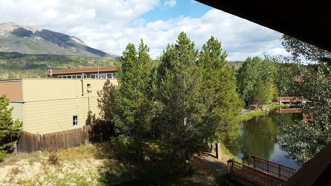 Building Photo - 716 Lagoon Dr