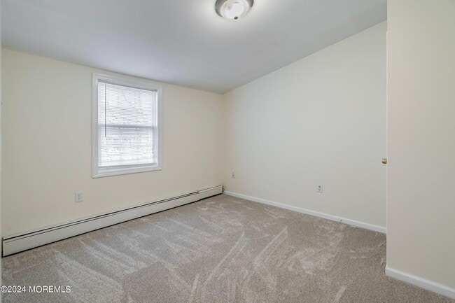 Building Photo - 105 Coolidge Ave