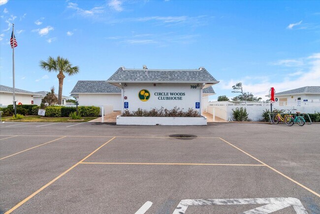 Building Photo - 477 Circlewood Dr