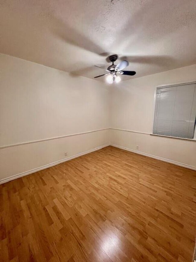 Building Photo - Westwood Subdivision / Rockdale, TX / 4 bedrooms / One Story