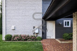Building Photo - 1277 Goodwin Rd NE