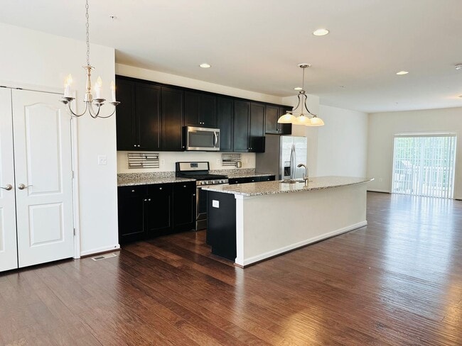 Building Photo - 3 br, 2.5 bath House - 938 RAMBLE RUN ROAD