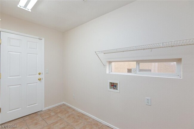 Building Photo - 7557 Spindrift Tide Ct