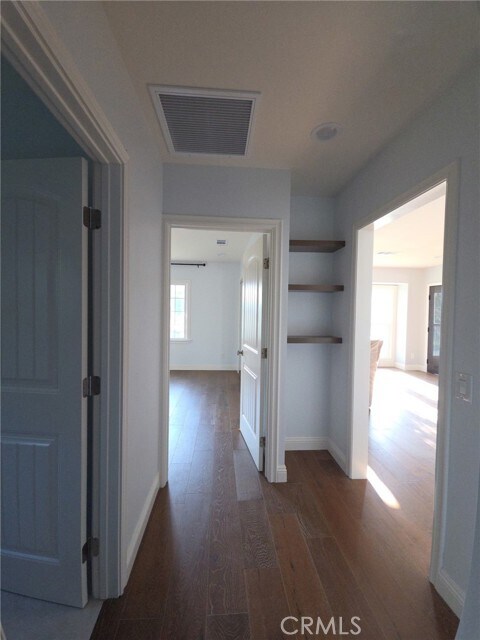 Building Photo - 5757 W 75th St