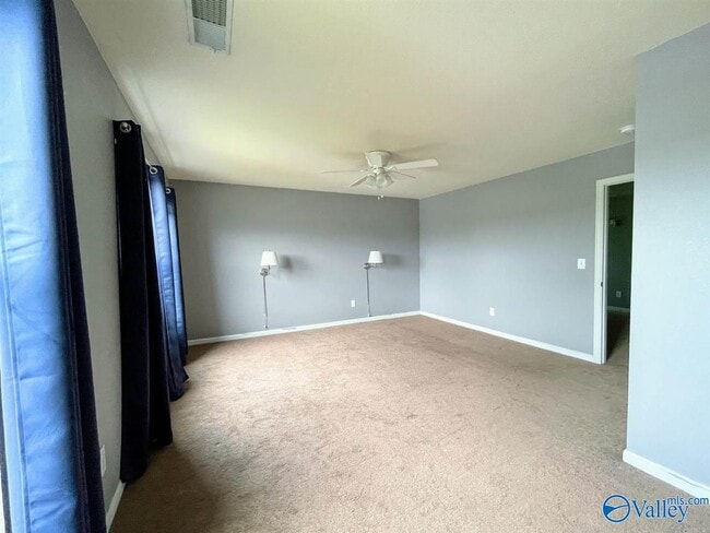 Building Photo - 144 Belle Haven Dr