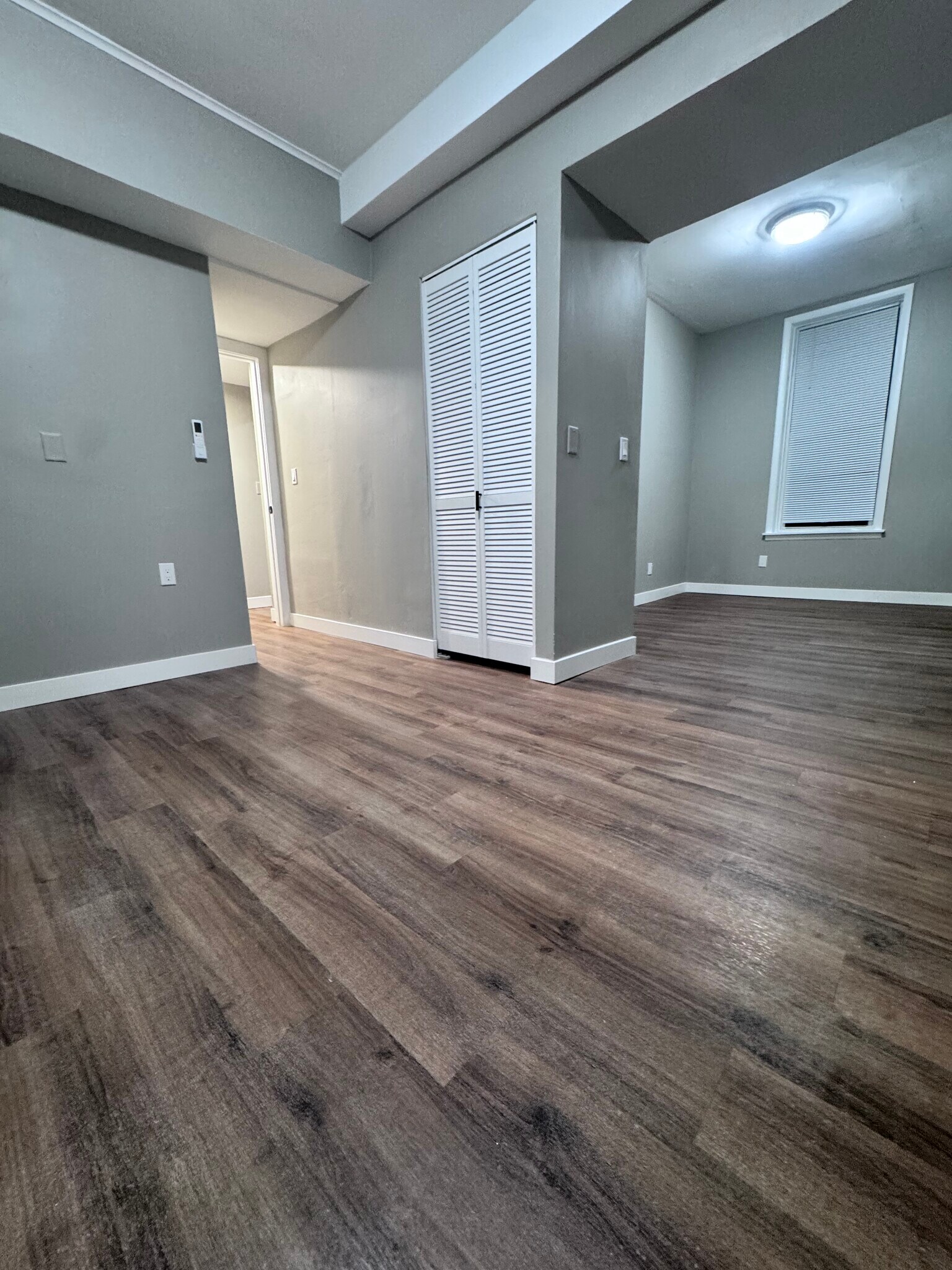 Building Photo - 2123 Central Ave