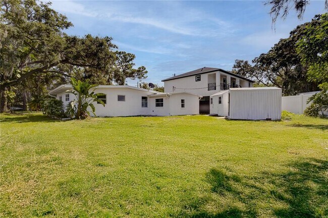 Building Photo - 5039 Avery Rd