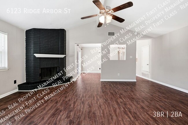 Building Photo - 6123 Ridge Arbor St