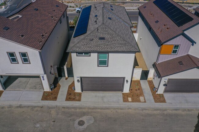 Building Photo - 27025 Trail View Ln.