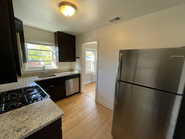 Building Photo - 371 Central Ave