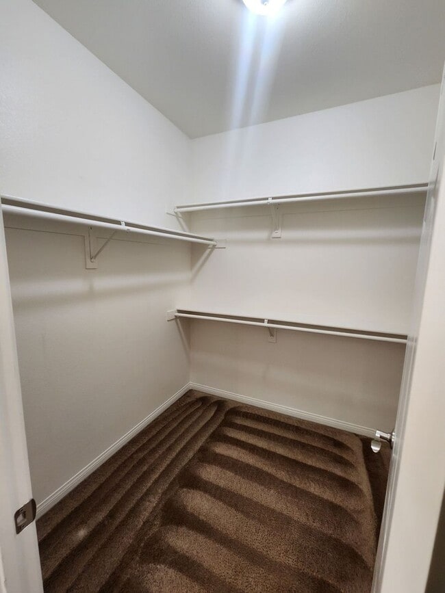 Building Photo - Coming Soon! Must See!!!! Spacious 4 Bedroom 3 Bath In Desert Knoll Community!!!