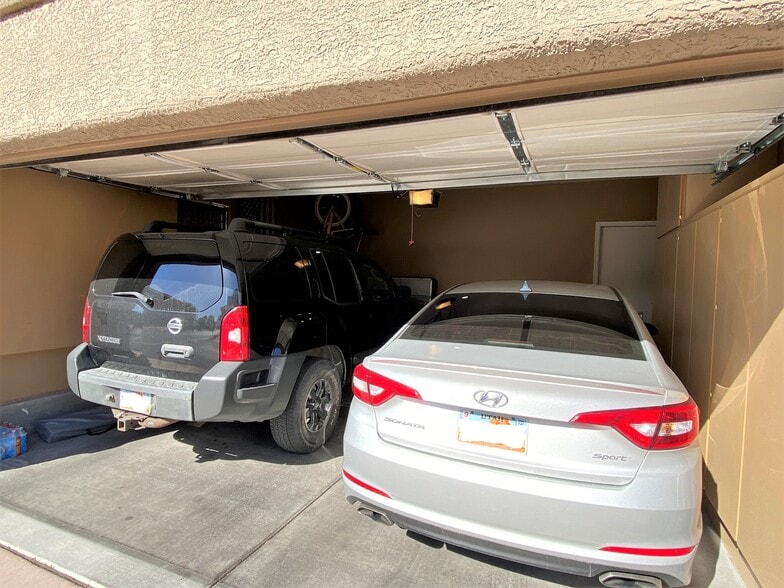 Building Photo - 4685 Apulia Dr