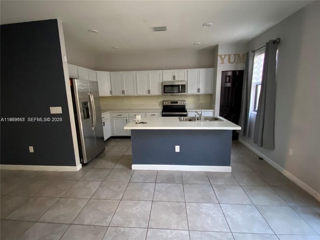 Building Photo - 11428 SW 252nd St