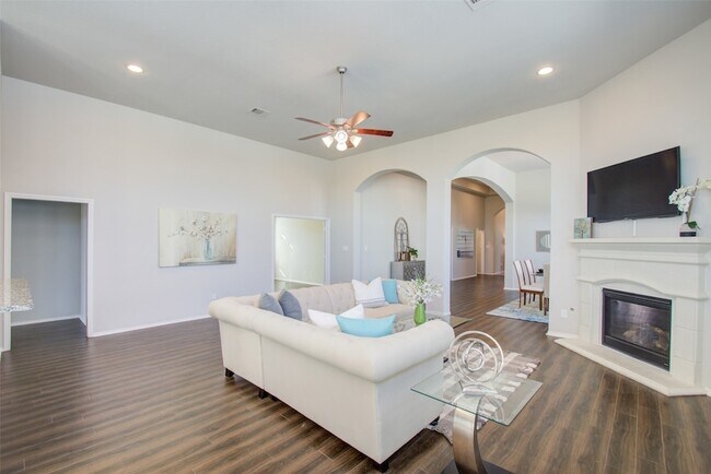 Building Photo - 13520 Mason Canyon Ln