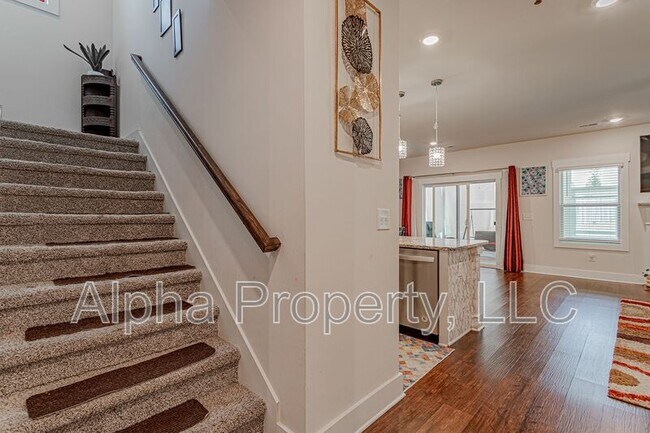 Building Photo - 126 Pewter Cir