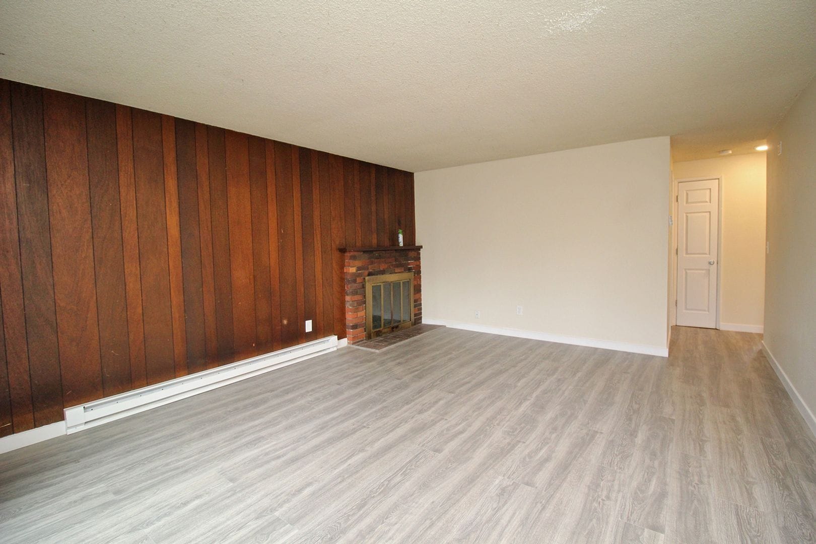 Building Photo - 8924-8934 SE Ellis St