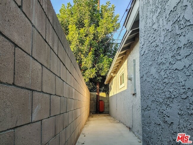 Building Photo - 13312 Markdale Ave