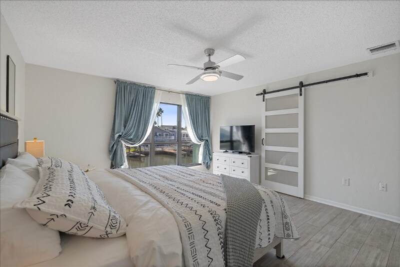 Building Photo - 1 Windrush Blvd