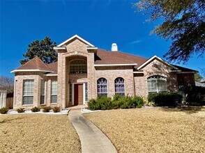 Building Photo - 5507 Stonehenge Dr