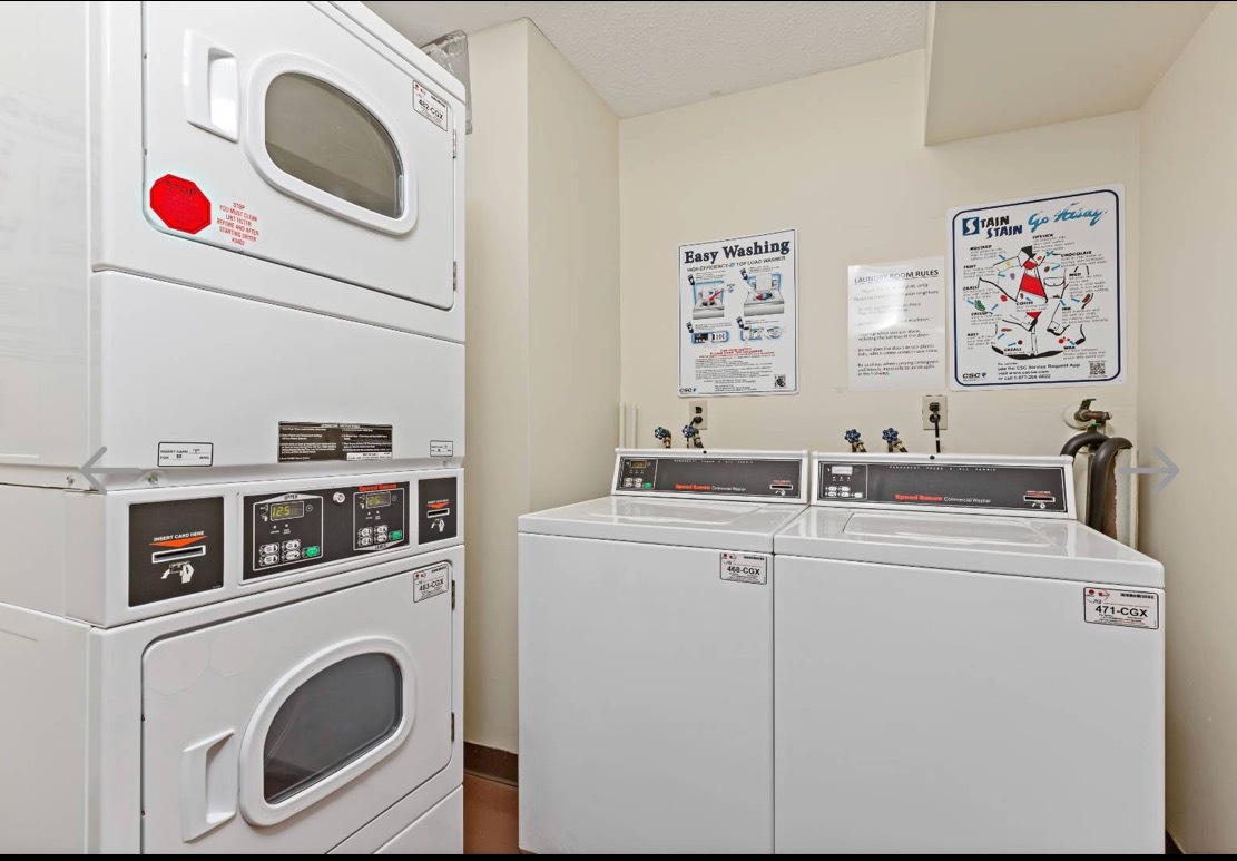 Laundry unit - 25 Rockledge Ave