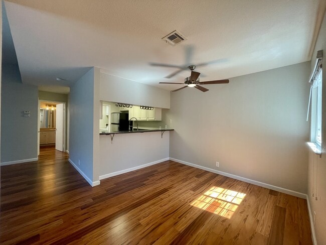 Primary Photo - 480 Canyon Oaks Dr