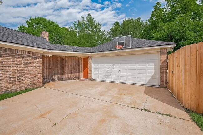 Building Photo - 1307 Morton League Rd
