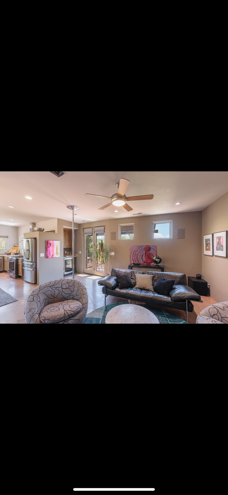 Building Photo - 384 W Brittlebush Way